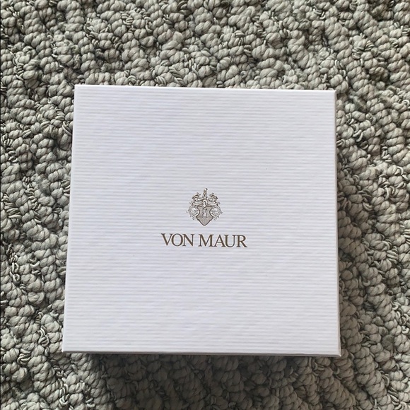 Kenneth Cole Red Sprinkle Stone Earrings - NWT - Picture 5 of 5